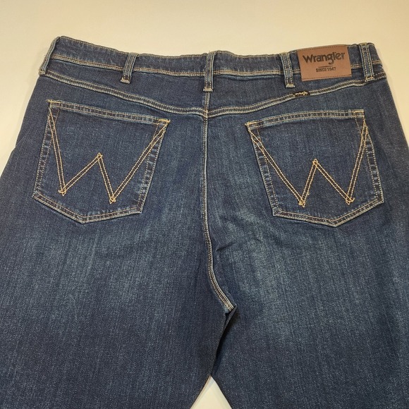 Wrangler Men's Jeans Regular Fit Free To Stretch Dark Blue 38X29 - Picture 5 of 8